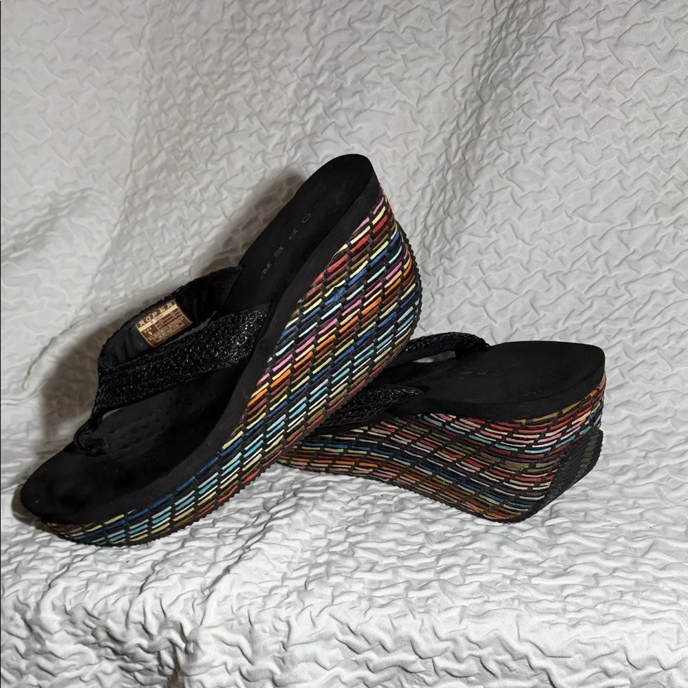 Roper Women's Black and Multicolor Wedge Sandals
